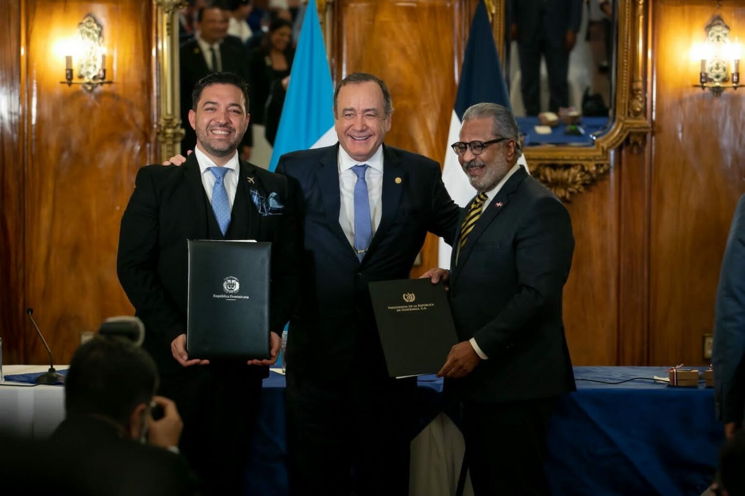 Rd Y Guatemala Firman Acuerdo Definitivo De Servicios Aéreos Noticias De Turismo 1215